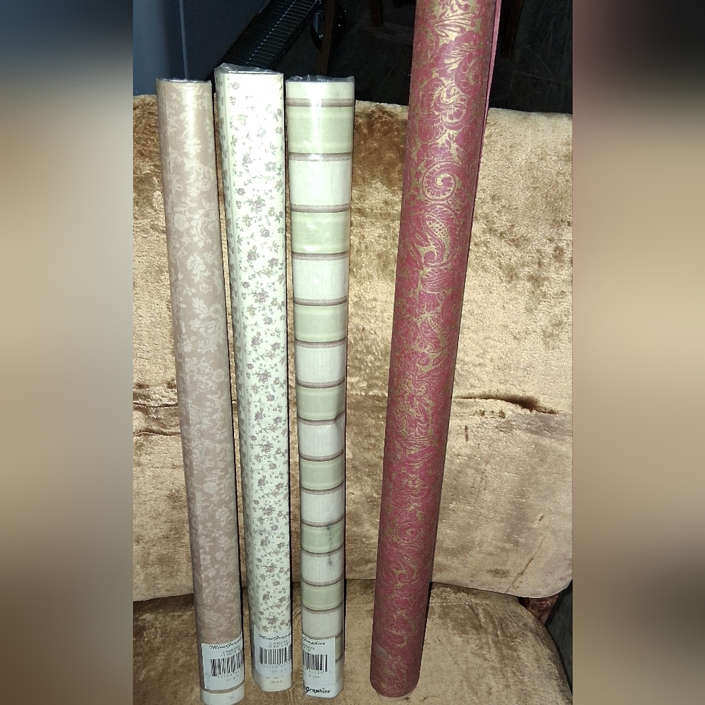 Dollhouse Wallpaper By Mini Graphics- 4 Rolls